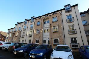 Flat 2, 5, Waverley Park, Abbeyhill, Edinburgh EH8 8EW
