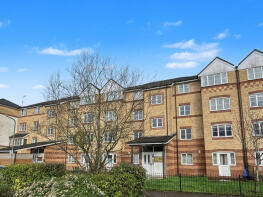 68, Peatey Court, Princes Gate, High Wycombe HP13 7AZ