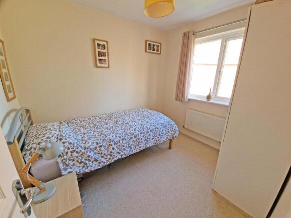 bedroom4.jpg