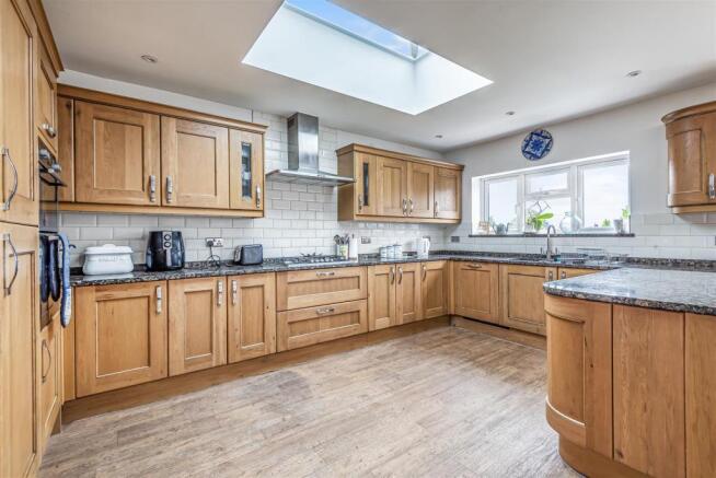 Sherborne Way - Kitchen.jpg