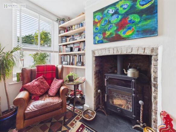 Sitting room (2).jpg