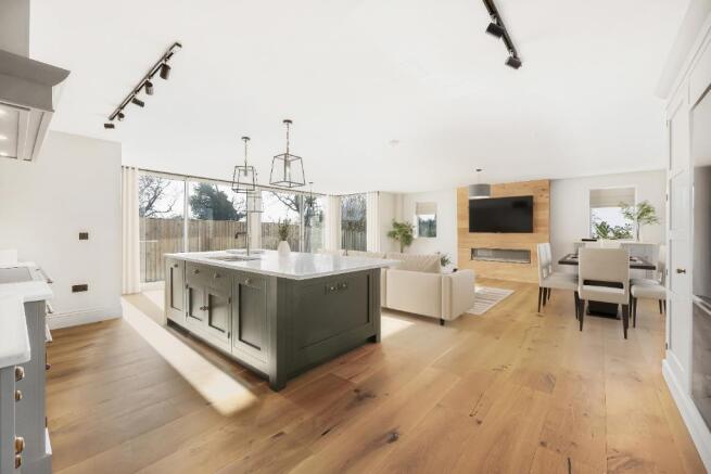 5_47183 (Portal Size).jpg