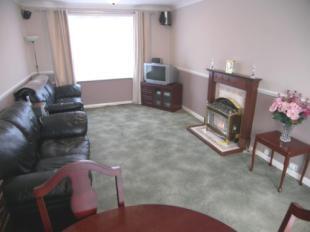 Through Lounge 1