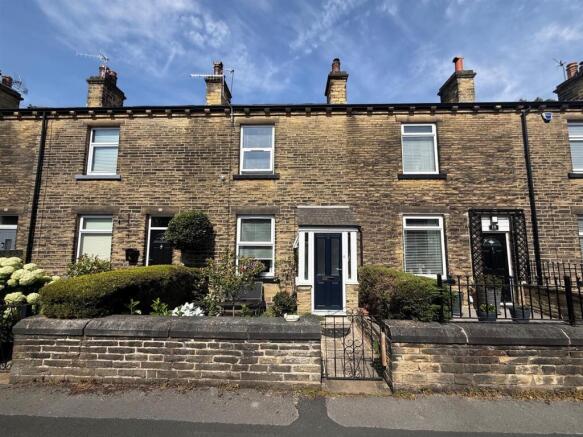 2 bed Terraced for sale in bradford