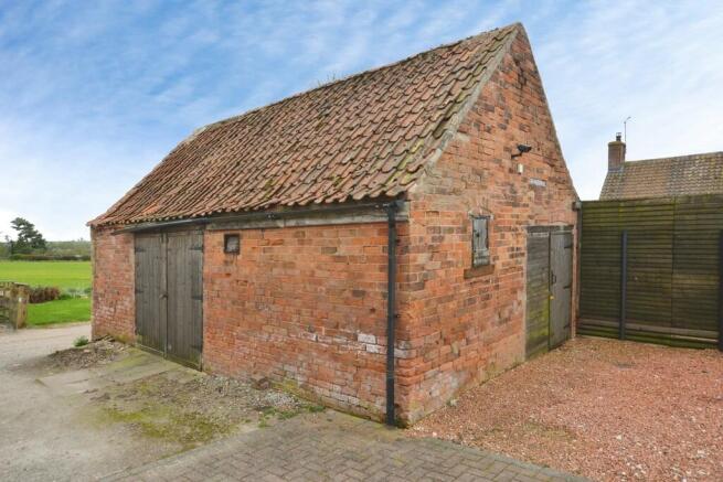 Brick and Tiled D...
