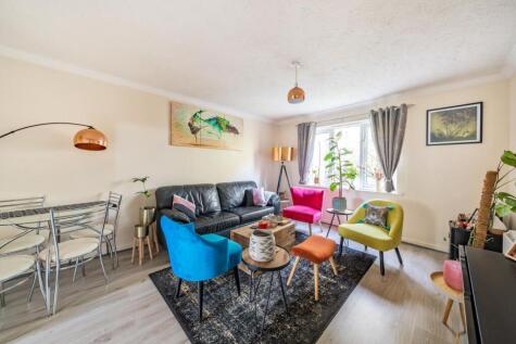 John Austin Close, Kingston upon Thames, Surrey, KT2
