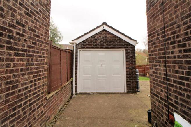 Detached Garage