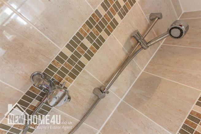 ENSUITE: