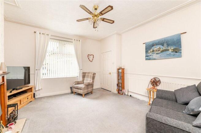 3 bed Terraced for sale Image 4