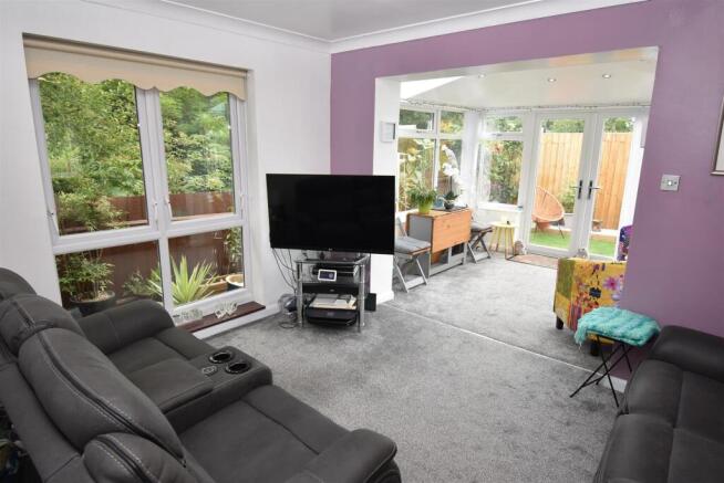 Lounge/Conservatory