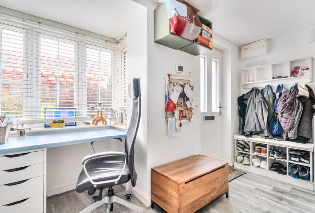 1400786-10-696e41...