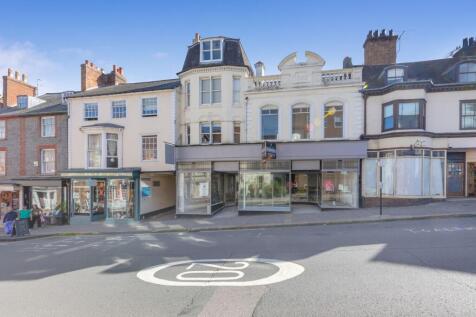High Street, Lewes, BN7