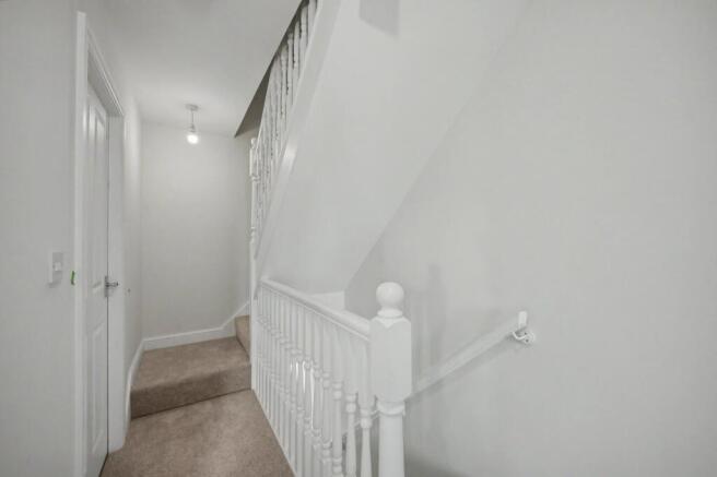 3 bed Semi-Detached for sale Image 7