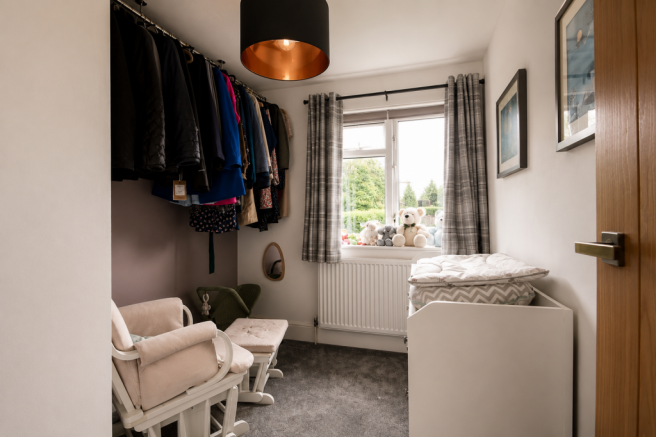 3 bed Town House for sale Image 9