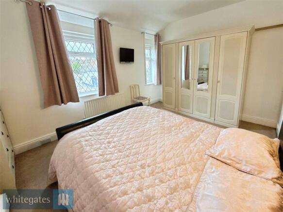 3 bed Terraced for sale Image 8