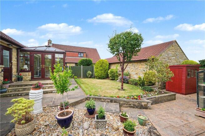 3 bed Bungalow for sale Image 11