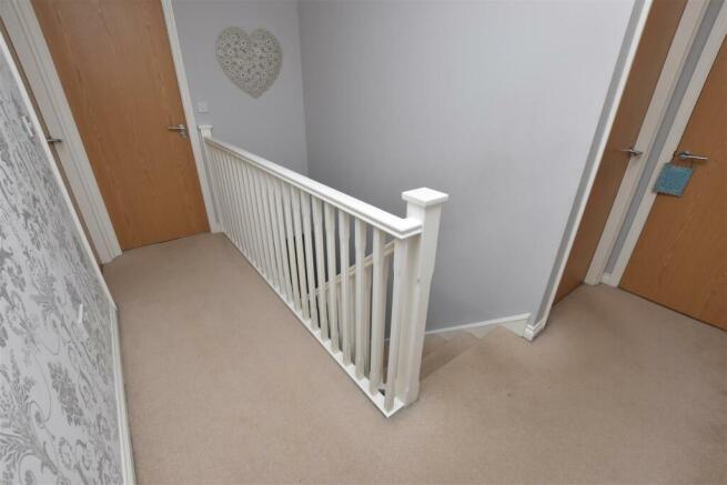 FIRST FLOOR LANDING