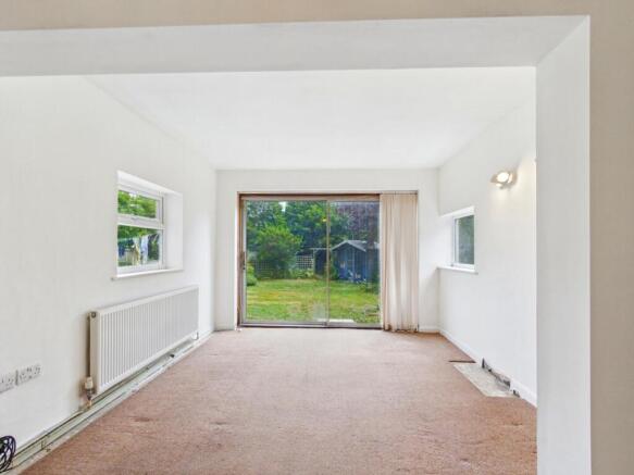 4 bed Detached for sale Image 6