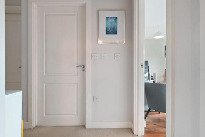 2 bed Apartment for sale Image 10