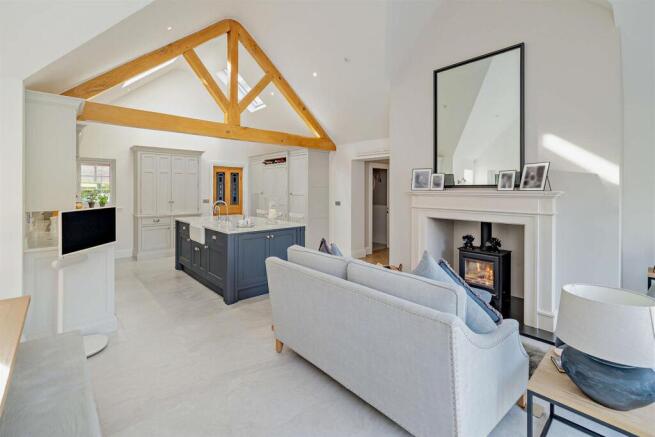 8668417-Stills-interior06(1)-v2-800.jpg