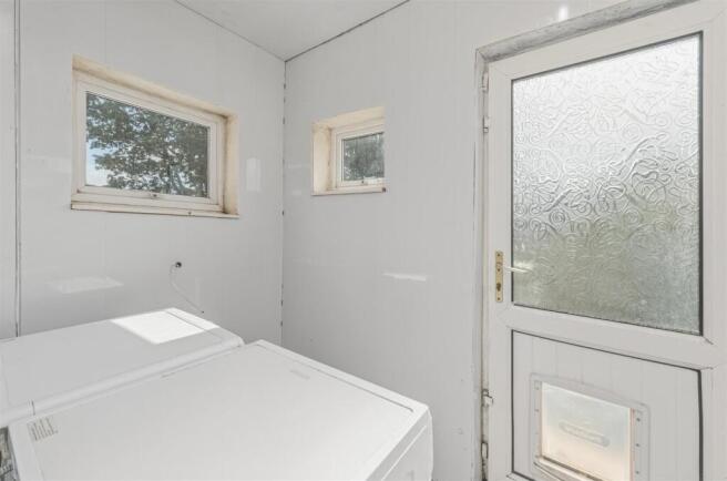 2 bed Terraced for sale Image 9