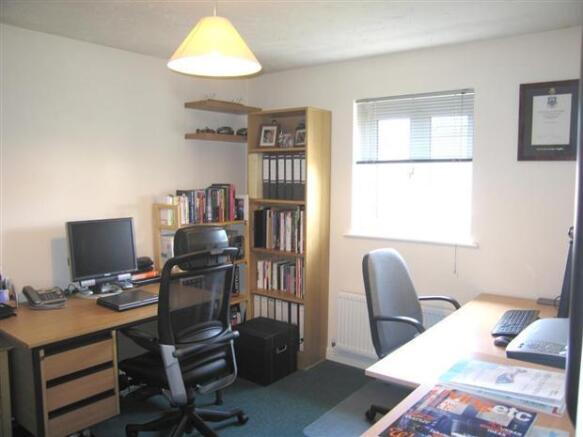 Photo 10