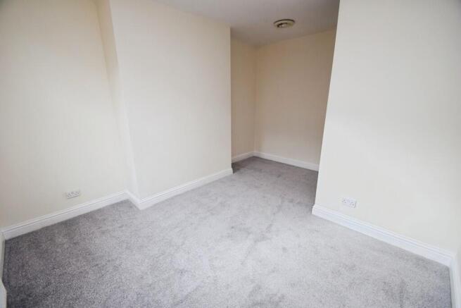 2 bed Apartment for sale Image 6