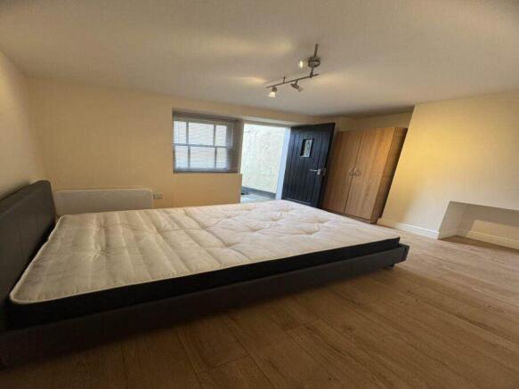 Flat to rent Stow Hill, Newport NP20
