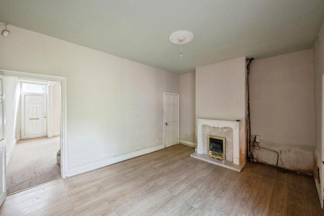 2 bed Semi-Detached for sale Image 7
