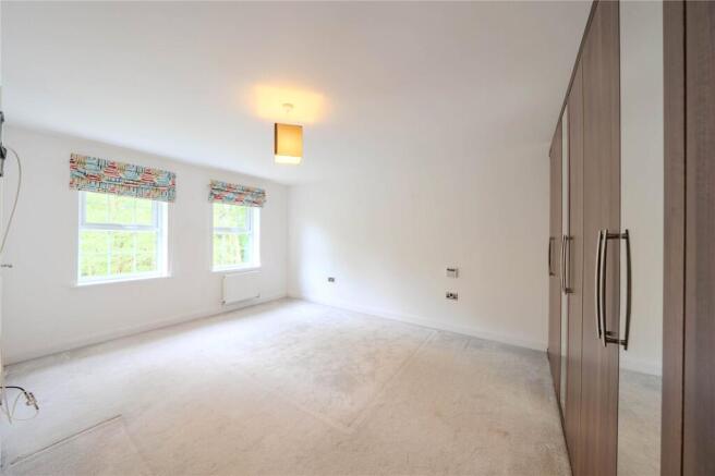 4 bed Detached for sale Image 5