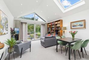 168, Churchill Drive, Glasgow G11 7HA