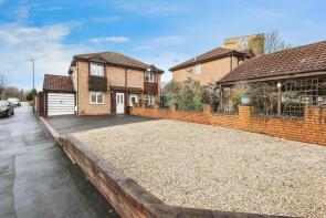 104, Kingshurst Way, Kingshurst, Birmingham B37 6JQ