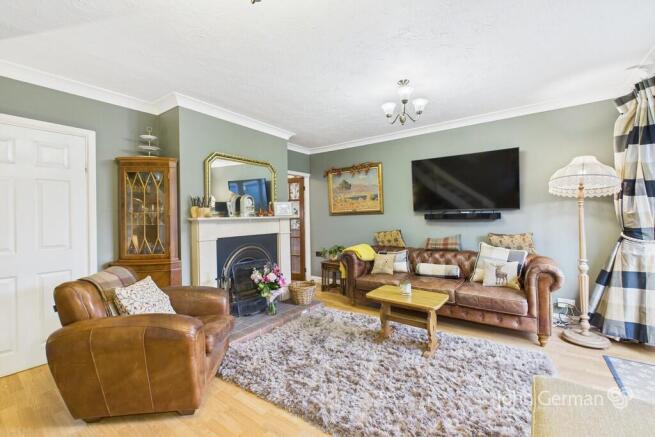 Willow Road, Barton-under-Needwood photo 4