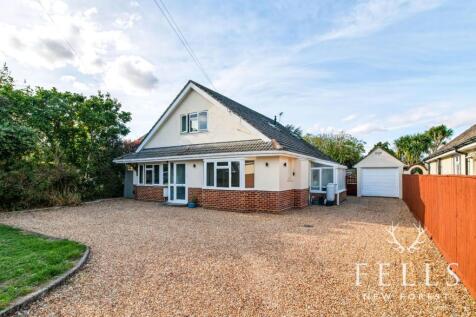 Highfield Avenue, Ringwood, BH24