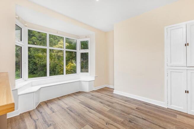 3 bed Semi-Detached for sale Image 4