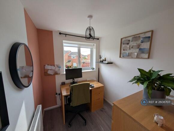 Bedroom 3/ Office 