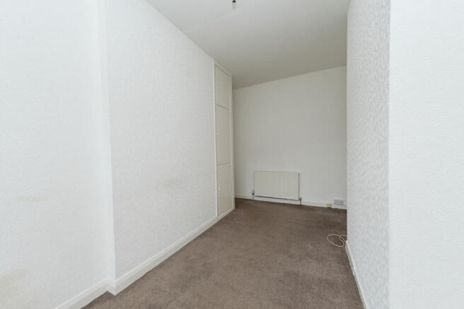 2 bed Town House to rent Image 9