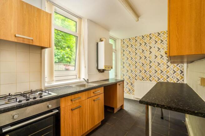 2 bed Terraced for sale Image 5