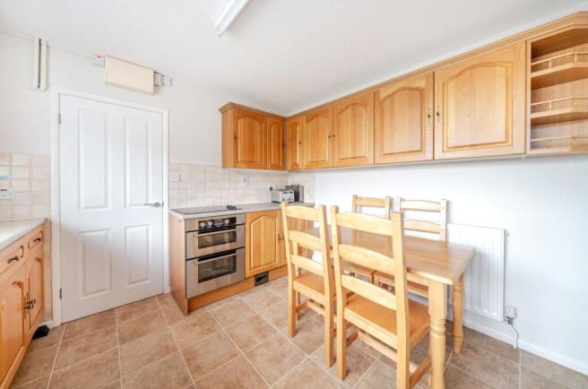 Rock Park Close, Llandrindod Wells, Powys photo 4