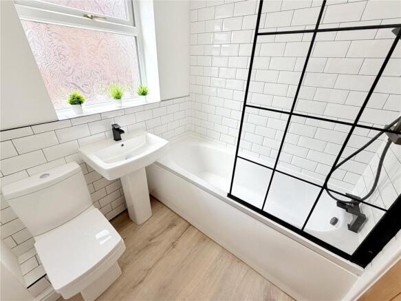 3 bed Bungalow for sale Image 5