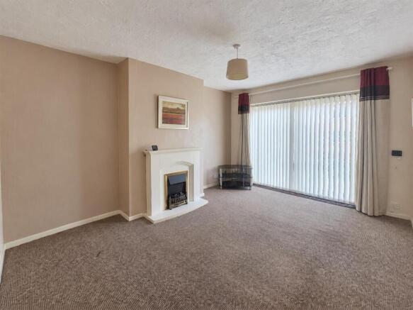Sunbury Road, Stone House Estate - Lounge
