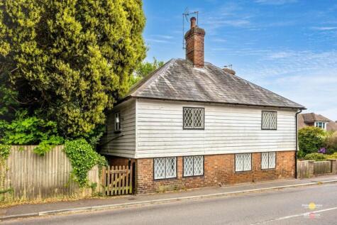The Old Almhouses, Sparrows Green, Wadhurst, East Sussex, TN5 6SX