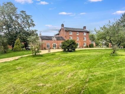 Yarnfield Lane, Stone