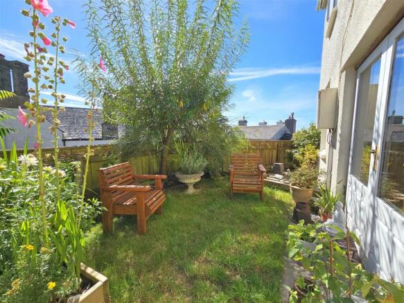 garden.jpg