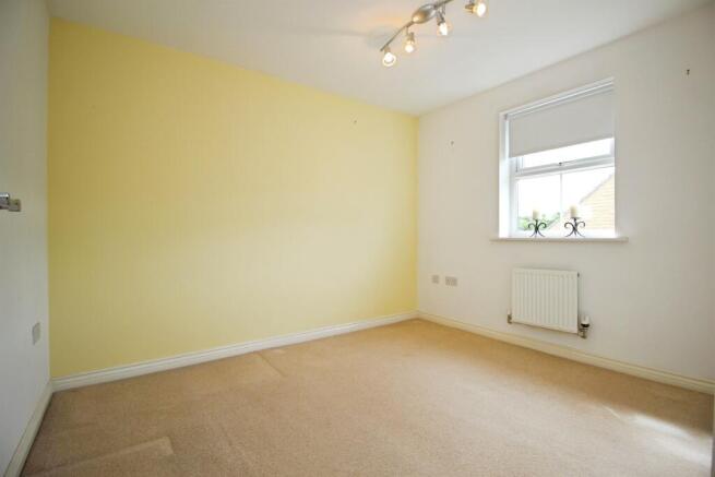 3 bed Semi-Detached for sale Image 9