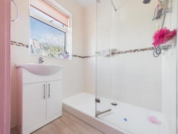 3 bed Semi-Detached for sale Image 9