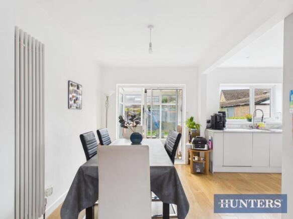3 bed Semi-Detached for sale Image 10