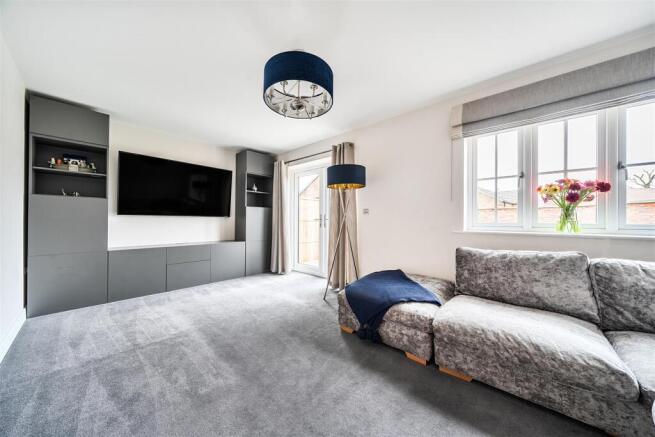 3 Gilden Drive, Gilmorton