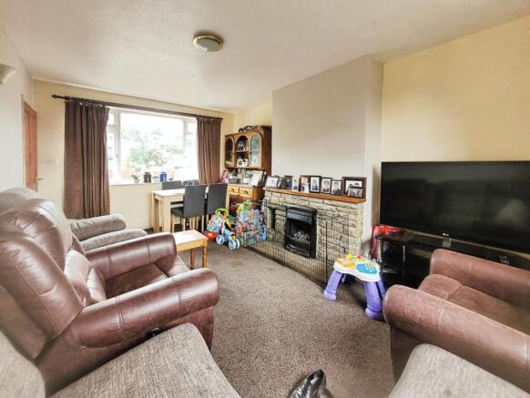 3 bed Terraced for sale Image 5