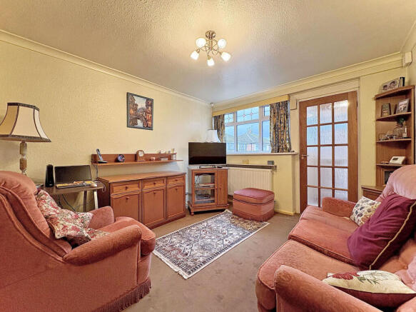 Kew Drive, Dudley, DY1 2QX photo 4